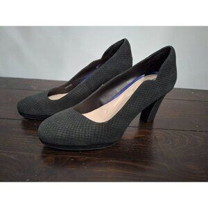 Tahari Pamela Black Suede Leather Pump/Pre-owned, Sz. 9M EUC